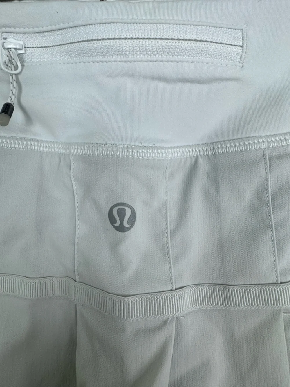 Lululemon White Tennis Skort 4 Athletic Running Golf Sports Skirt Outdoor Summer - Picture 5 of 9